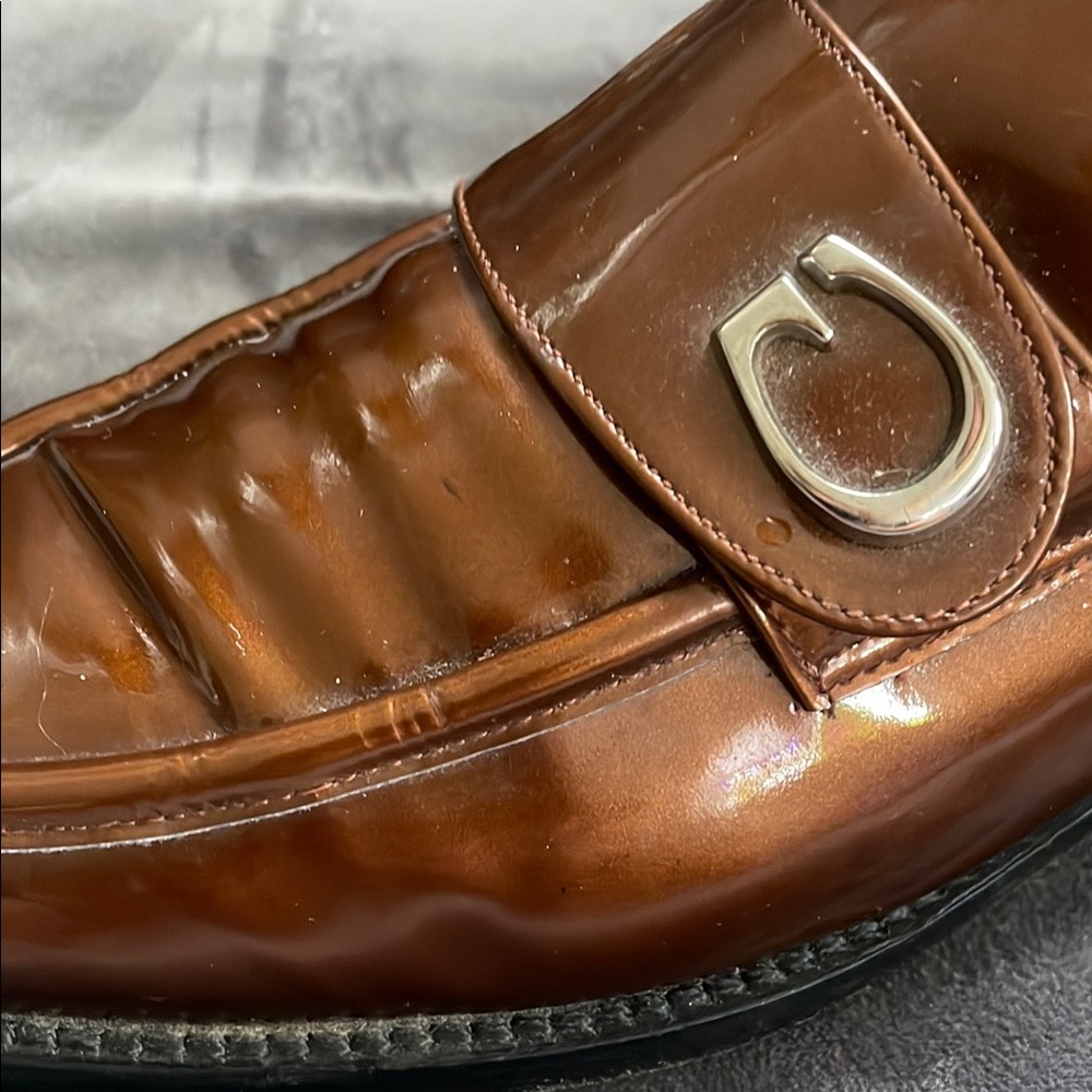 Gucci gold Patent Leather Loafers - Picture 7 of 13